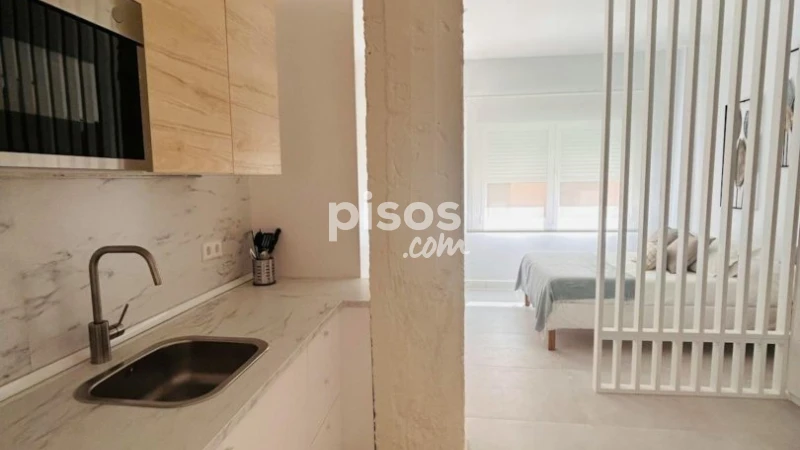 Piso en alquiler en Almendrales