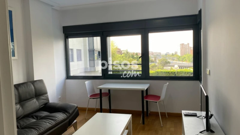 Piso en alquiler en Costillares