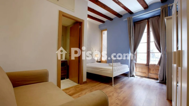 Piso en alquiler en El Raval