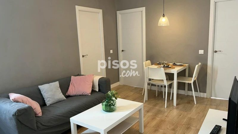 Piso en alquiler en Delicias