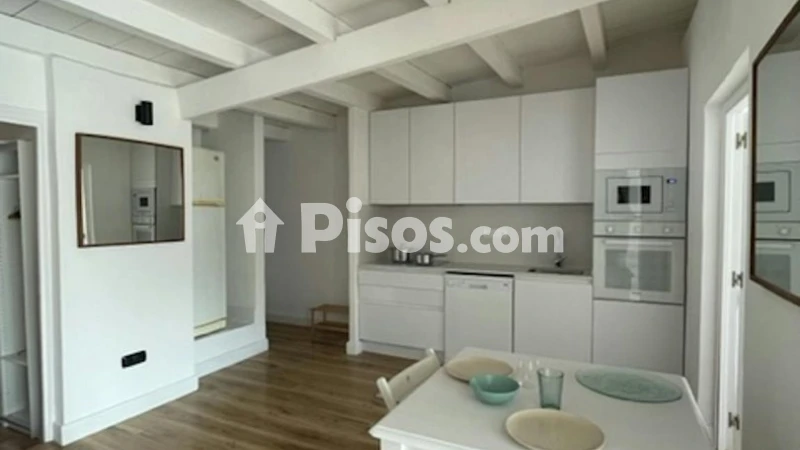 Piso en alquiler en La Salut
