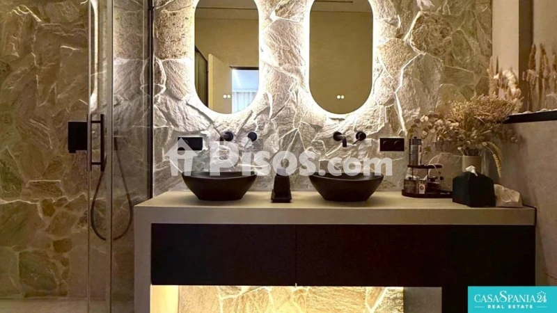 Piso de 3 habitaciones, 138 m²