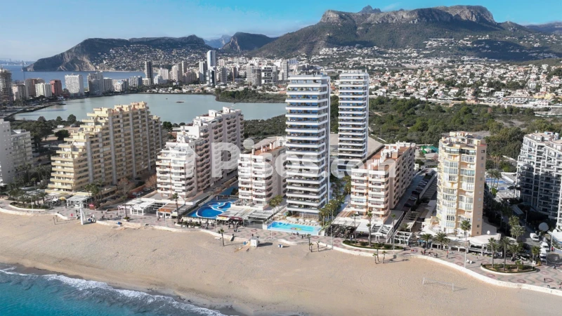Pis – Calp, Urbanització Els Carrions
