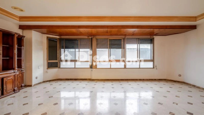 Piso – Novelda, La Cruz