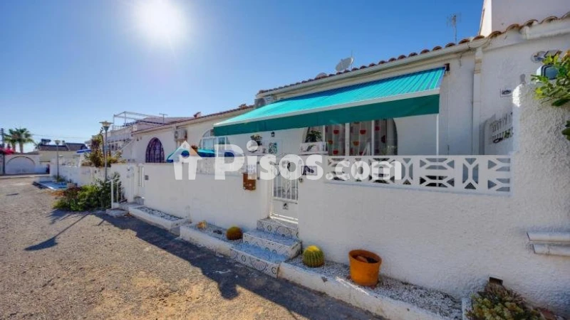 Casa – Torrevieja, Urbanización San Luis, Urbanización El Chaparral