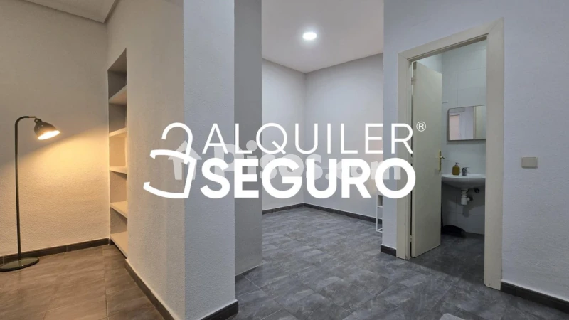 Fotografía del inmueble reportado: 950 €/mes — Madrid, Madrid