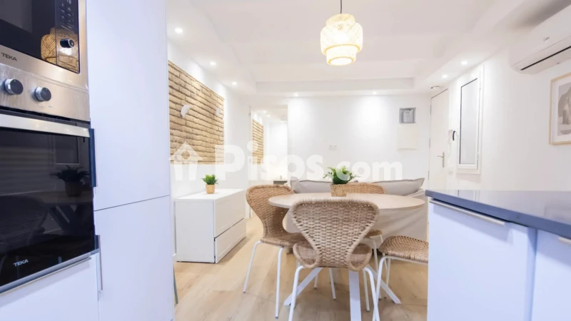 Fotografía del inmueble reportado: 950 €/mes — Barcelona, Barcelona