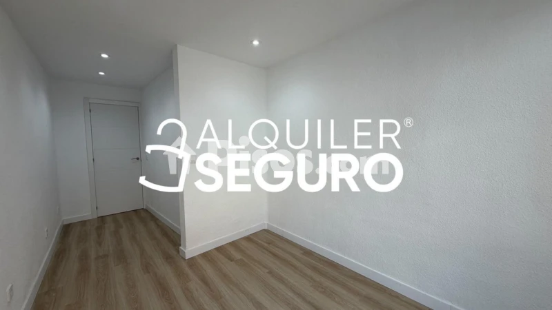 Fotografía del inmueble reportado: 990 €/mes — Madrid, Madrid