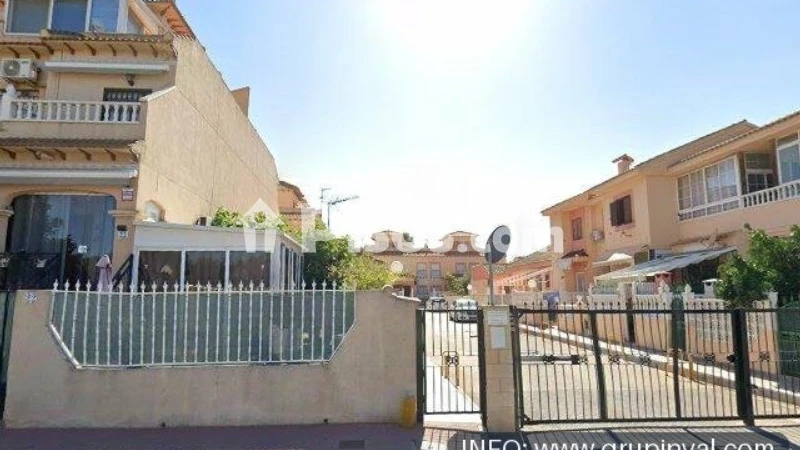 Piso en venta en Carretera a Torrevieja a Crevillente