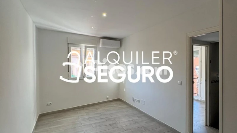 Fotografía del inmueble reportado: 950 €/mes — Madrid, Madrid