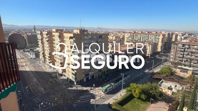 Fotografía del inmueble reportado: 950 €/mes — Granada, Granada
