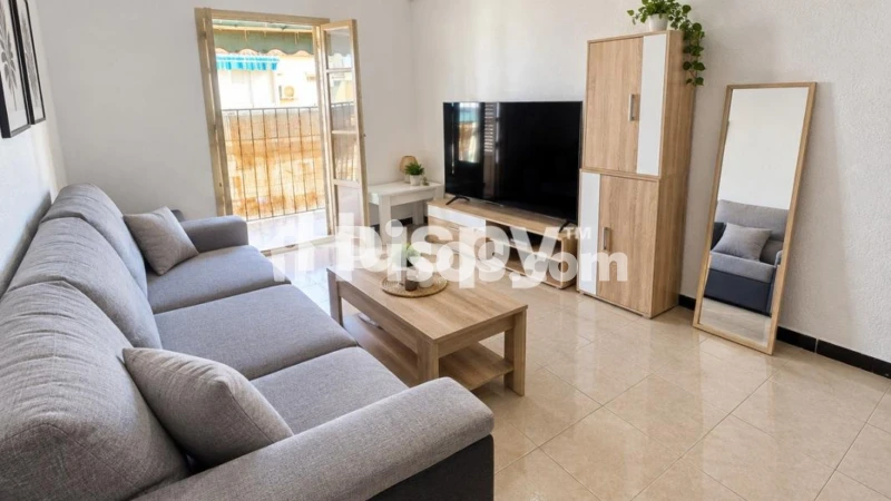 Piso en venta en Calle Albinella, número >