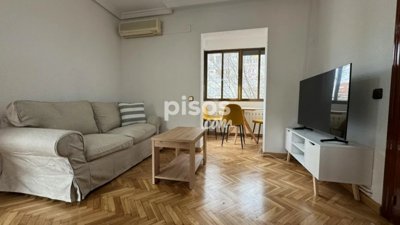 Piso en alquiler en Moscardó
