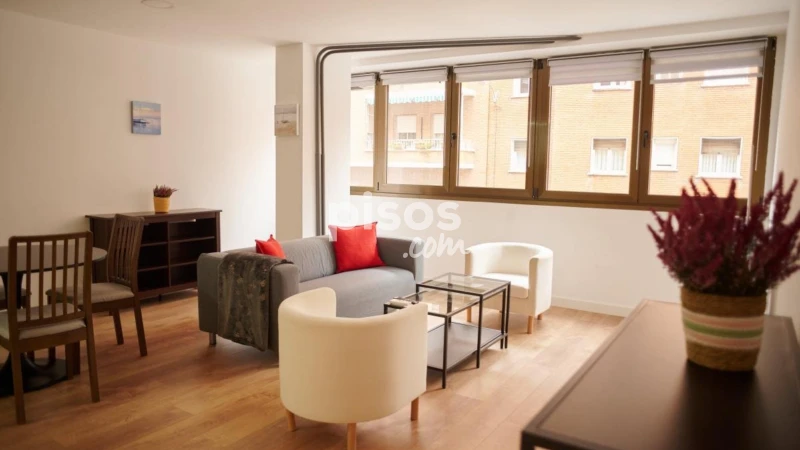 Piso en alquiler en Calle >C. de Ramón de Santillán, Número >