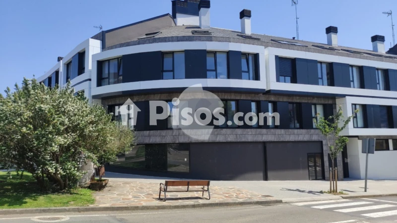 Local comercial en venta en Perillo