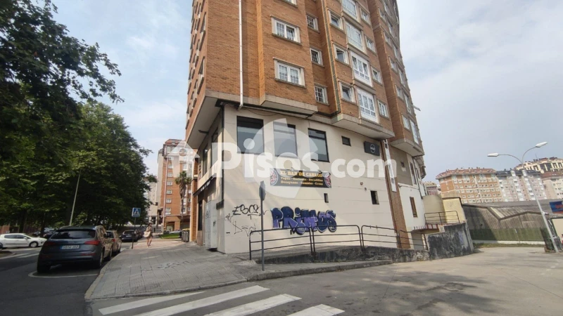 Garaje en venta en los Rosales