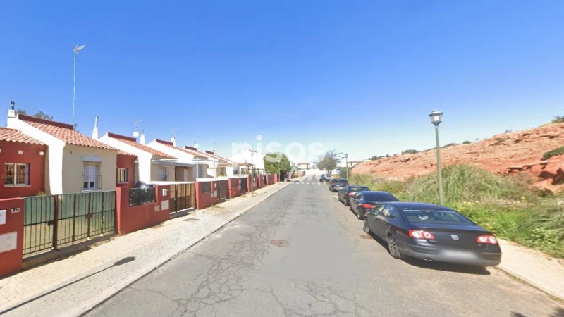 Casa en venta en Calle Cierzo, Zona Costa Esuri (Ayamonte) de 90.000 €