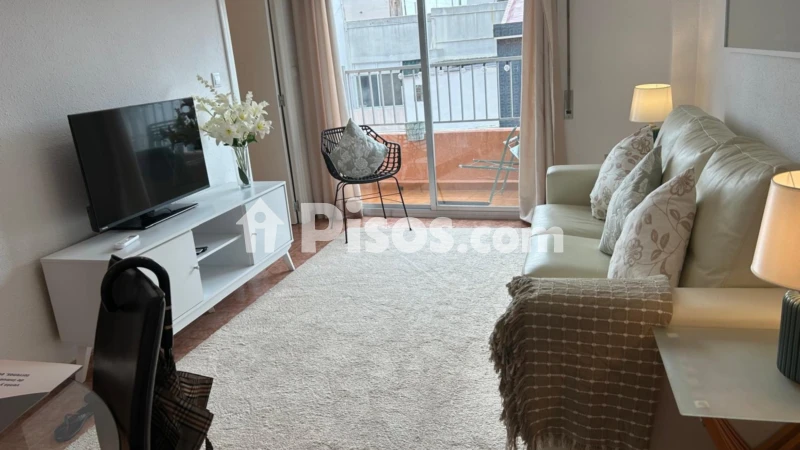 Fotografía del inmueble reportado: 900 €/mes — Valencia, Valencia