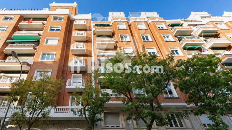 Piso en alquiler en Calle de Goya, cerca de Calle del Jardín de San Federico