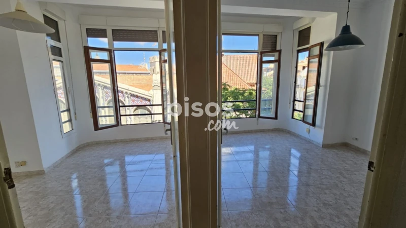 Piso en alquiler en Calle de Palafox