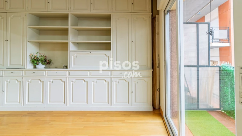 Piso en alquiler en Calle de San Benito, 6