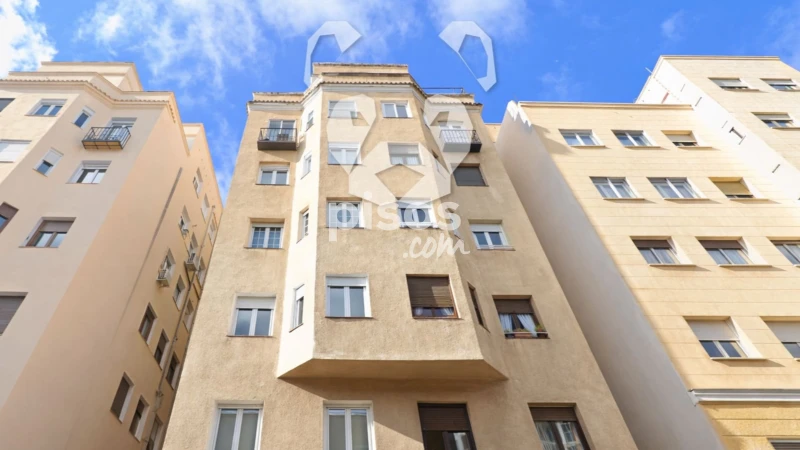 Piso en alquiler en Calle de Maiquez