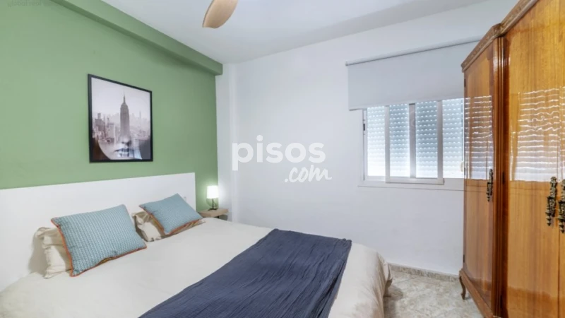 Estudio en alquiler en Macarena, León XIII-Cruz Roja (Distrito Macarena. Sevilla Capital) de 350 €<span>/mes</span>