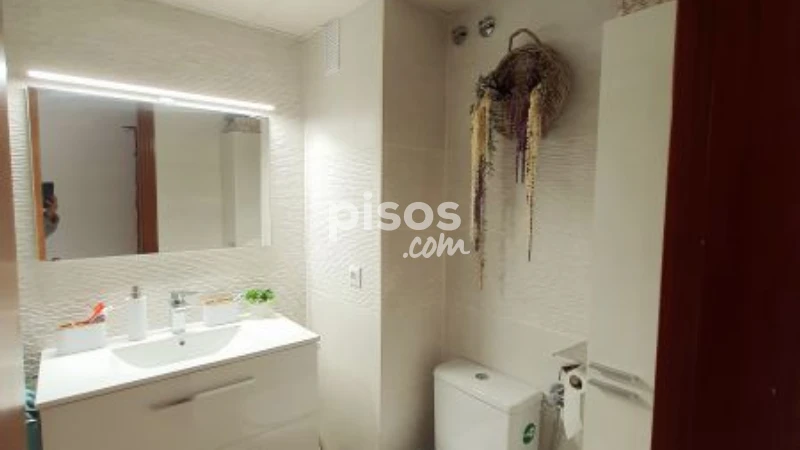 Habitación en alquiler en Avenida de las Ciencias, 36, cerca de Calle Japón, Avenida de las Ciencias-Emilio Lemos (Distrito Este-Alcosa-Torreblanca. Sevilla Capital) de 370 €<span>/mes</span>