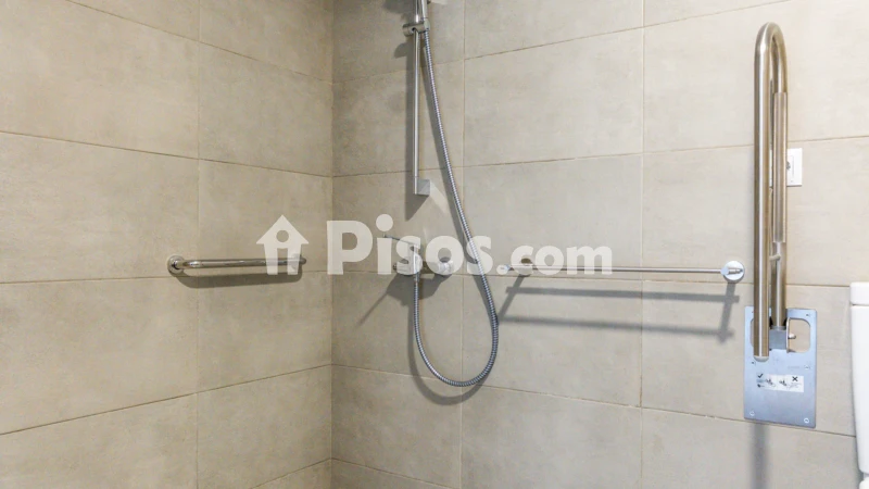 Piso en alquiler en Calle Tolerancia, s/n