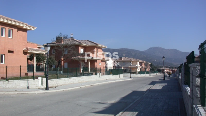Promoció Urbanización Parque Miraflores, C/ Miguel Hernández 5. Miraflores de La Sierra de 350.000 €