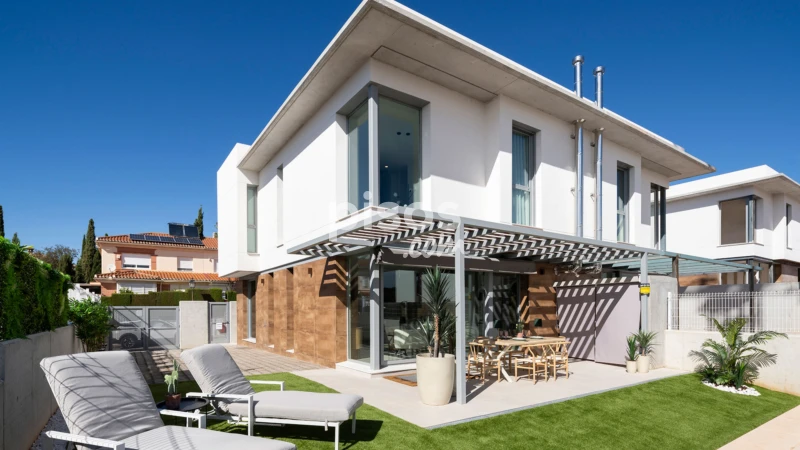 Promoción Cortijo del Aire VI, Calle Mar Mediterráneo, esq. C/ Levante s/n. Albolote de 358.000 €