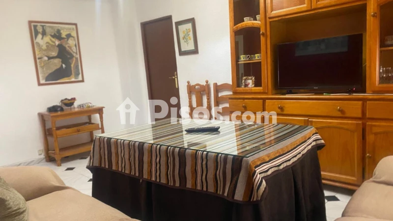 Fotografía del inmueble reportado: 250 €/mes — Granada, Granada