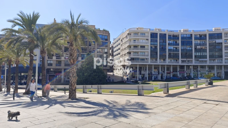 Oficina en venta en Plaza de los Reyes de España, 6, Centre (Benidorm) de 124.000 €