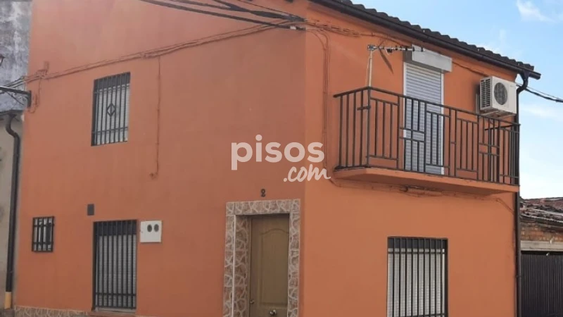 Casa rústica en venta en Calle Emigrantes, Número 2, Deleitosa de 50.000 €