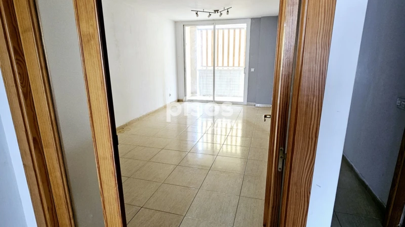 Piso en alquiler en Carrer del Pare Bayo, 8, cerca de Carrer de Sant Vicenç Ferrer, Son Canals (Distrito Llevant. Palma de Mallorca) de 1.275 €<span>/mes</span>