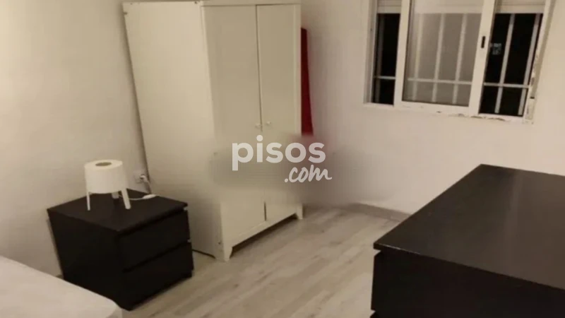 Habitación en alquiler en Avenida de San Juan de la Cruz, 32, Amate (Distrito Cerro Amate. Sevilla Capital) de 280 €<span>/mes</span>