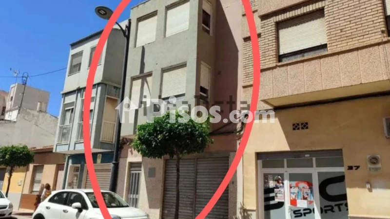 Pis – Guardamar del Segura, Urbanització Els Estanys