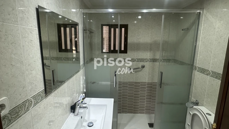 Piso en alquiler en Avenida de Francia, 21, El Carrascal (Leganés) de 1.500 €<span>/mes</span>