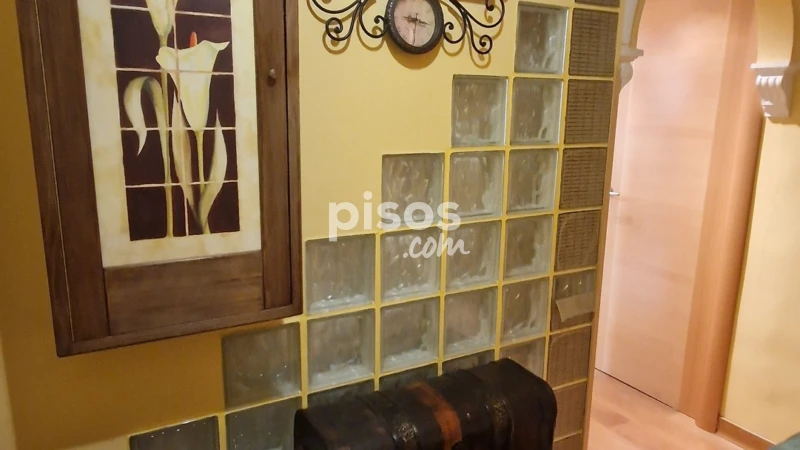 Piso en alquiler en Calle Mirador de la Sierra, 2, Zaidín-Vergeles (Distrito Zaidín. Granada Capital) de 900 €<span>/mes</span>