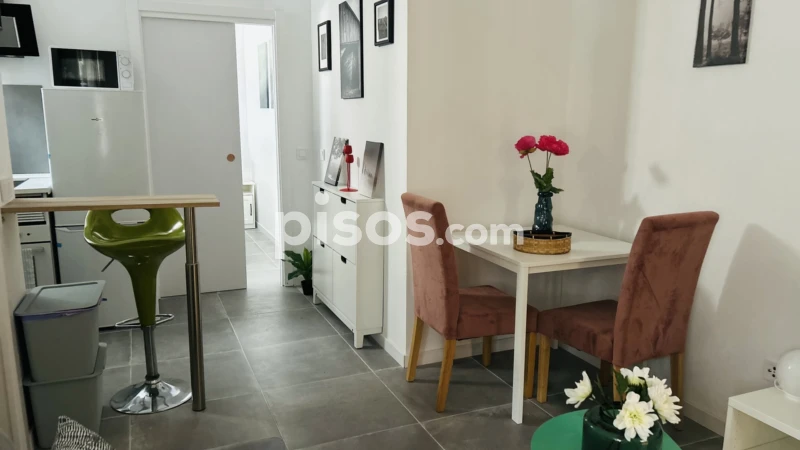 Estudio en alquiler en Carrer de la República Argentina, 3, L'Amistat (Distrito Algirós. València Capital) de 975 €<span>/mes</span>