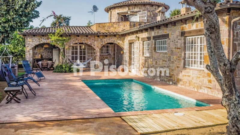 Fotografía del inmueble reportado: 2.000 €/mes — Girona, Girona