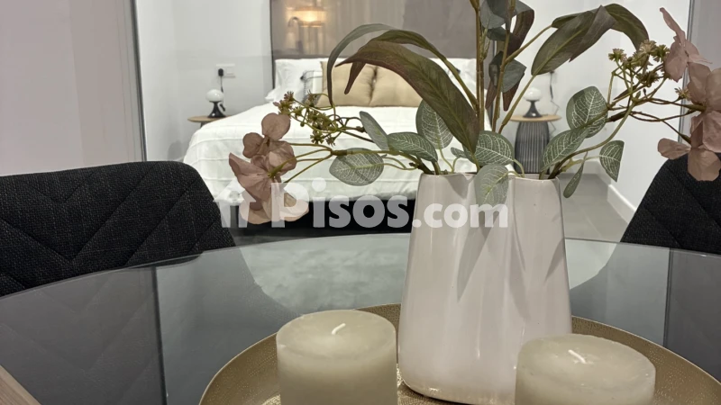 Apartamento en alquiler en Avenida de los Almogávares, 9, cerca de Calle San Juan de la Cruz - Widok 2