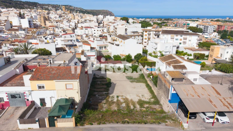 Terreno en venta en Avenida de Ondara, 27