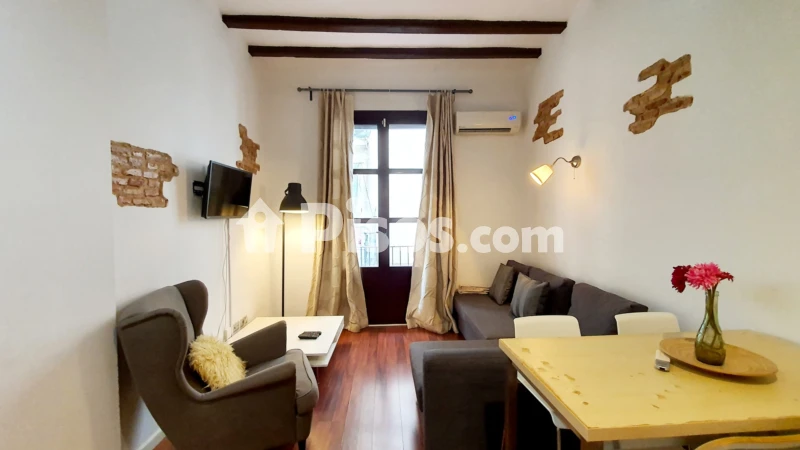 Fotografía del inmueble reportado: 1.100 €/mes — Barcelona, Barcelona