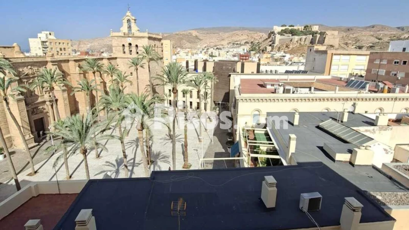 Fotografía del inmueble reportado: 850 €/mes — Almería, Almería