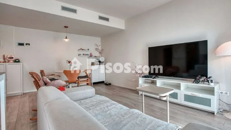 Fotografía del inmueble reportado: 1.100 €/mes — Barcelona, Barcelona