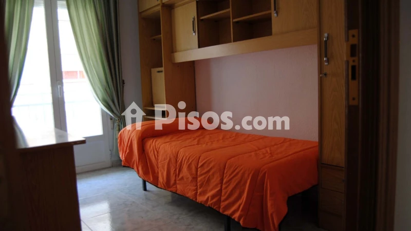 Fotografía del inmueble reportado: 250 €/mes — Granada, Granada