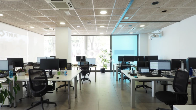 Local comercial en venta en Avinguda de Marie Curie, Can Bassa-Palou (Granollers) de 220.000 €