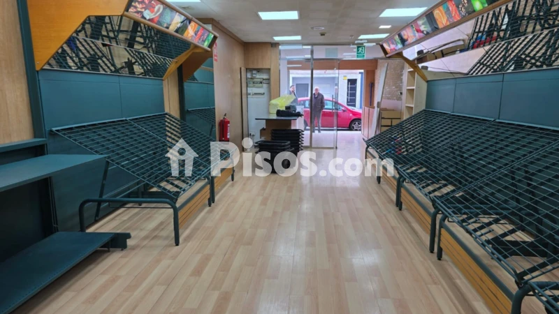 Local comercial en alquiler en Carrer del Bages, cerca de Carrer de la Duquessa de la Victòria - Vista 3