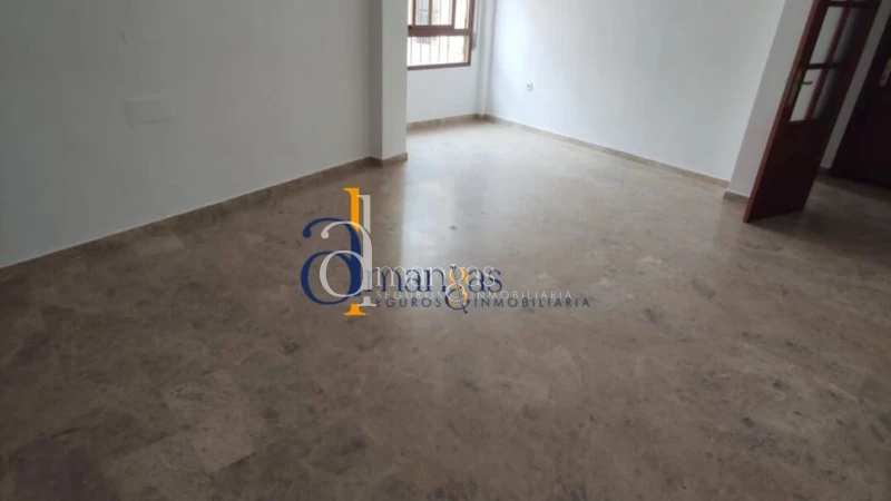 Piso en venta en Calle del Peso, cerca de Calle de Jaime José Mora Escudero - Vista 3